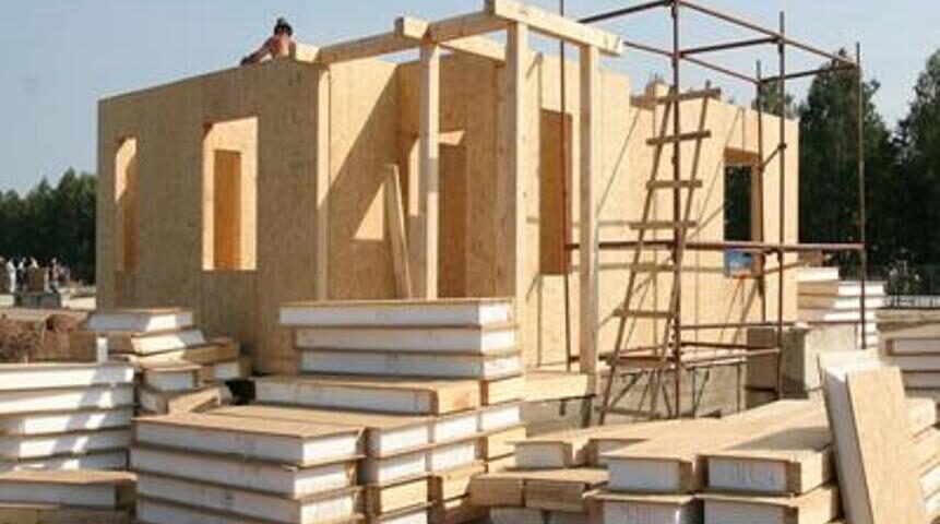 Преимущества строительства домов из СИП панелей в Алматы